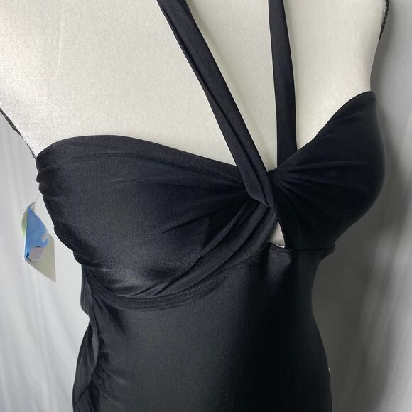 Elegant Black Halter One-Piece Swimsuit - Picture 3 of 12